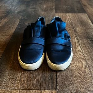 Louis Et Cie Blue Loafers/Shoes Size 7